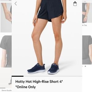 Lululemon high-rise hotty hot shorts in size 2 w/4-inch inseam. New without tags